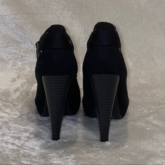 Michael Antonio Black Suede Booties Ankle Boots - Picture 6 of 9